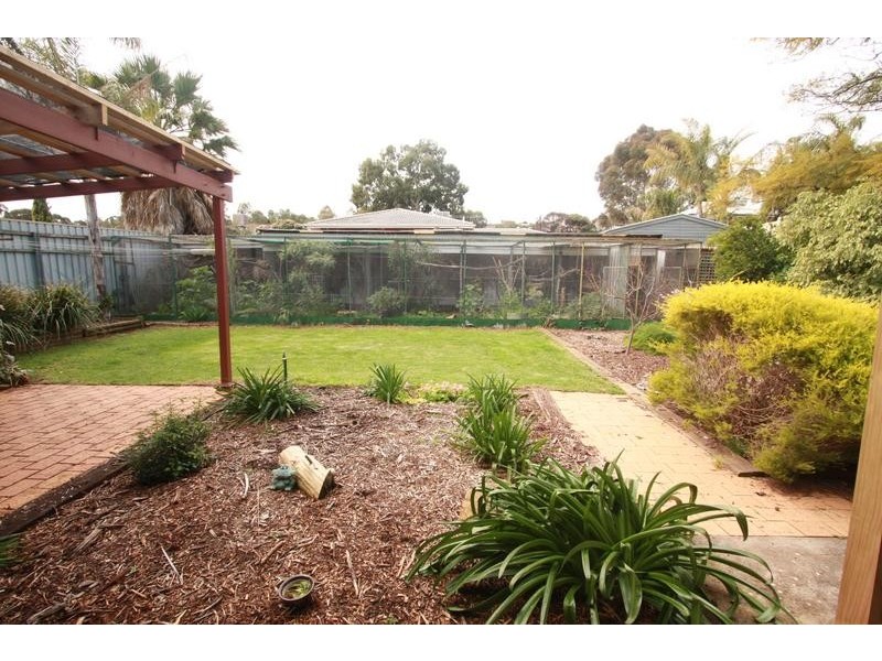 11 Kylie Crescent, Hillbank SA 5112