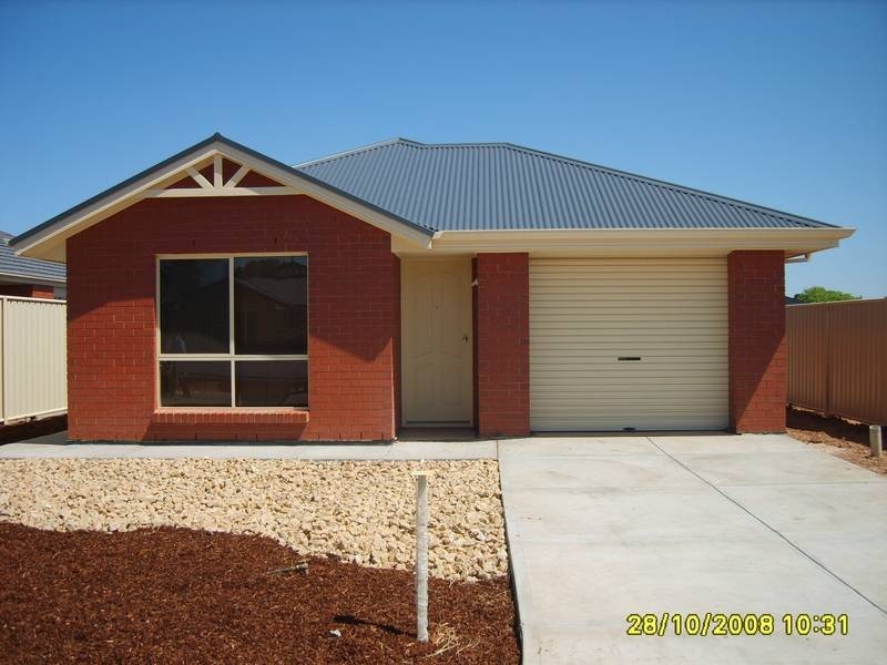 5 Overlander Way, Smithfield SA 5114