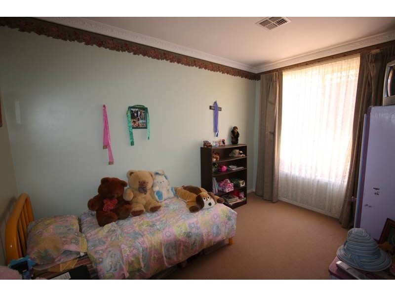 16 Perthville Court, Hillbank SA 5112