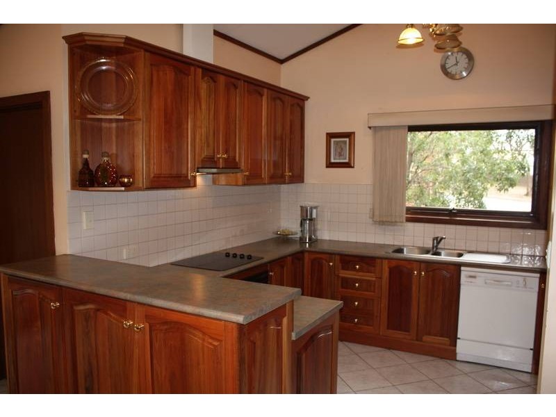 54 Wynn Vale Drive, Gulfview Heights SA 5096