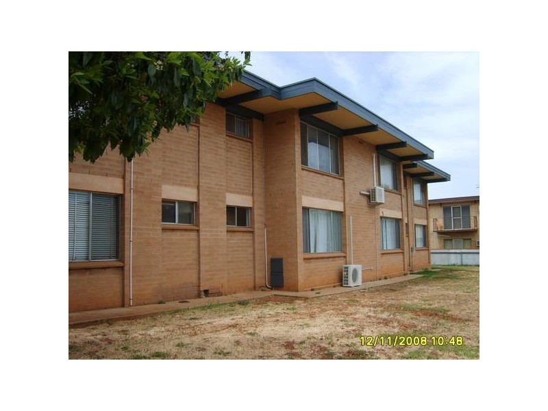 4/13 Balmoral Road, Salisbury East SA 5109