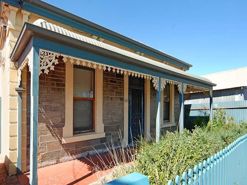 30 May Street, Birkenhead SA 5015