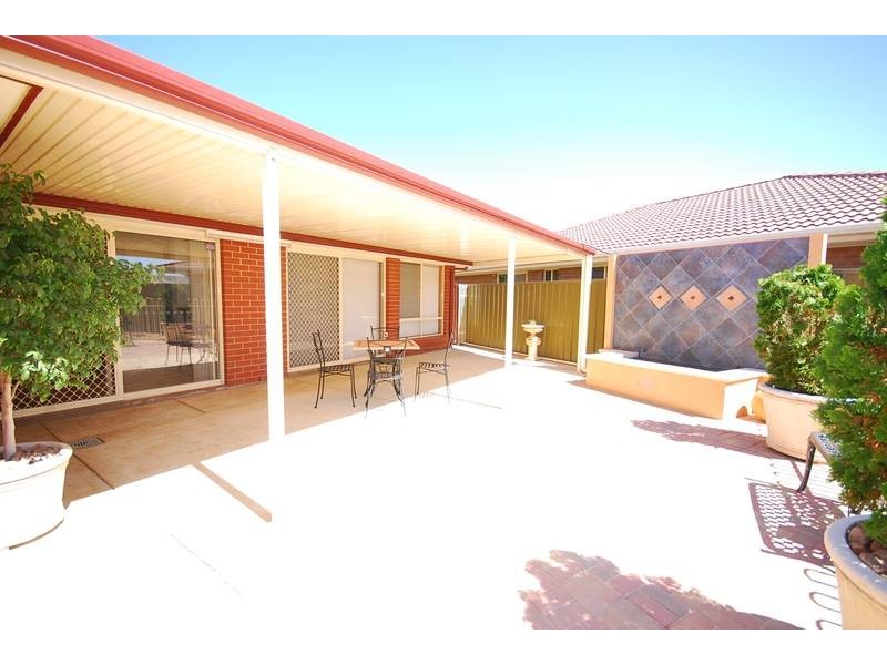 1 Columbia Street, Paralowie SA 5108