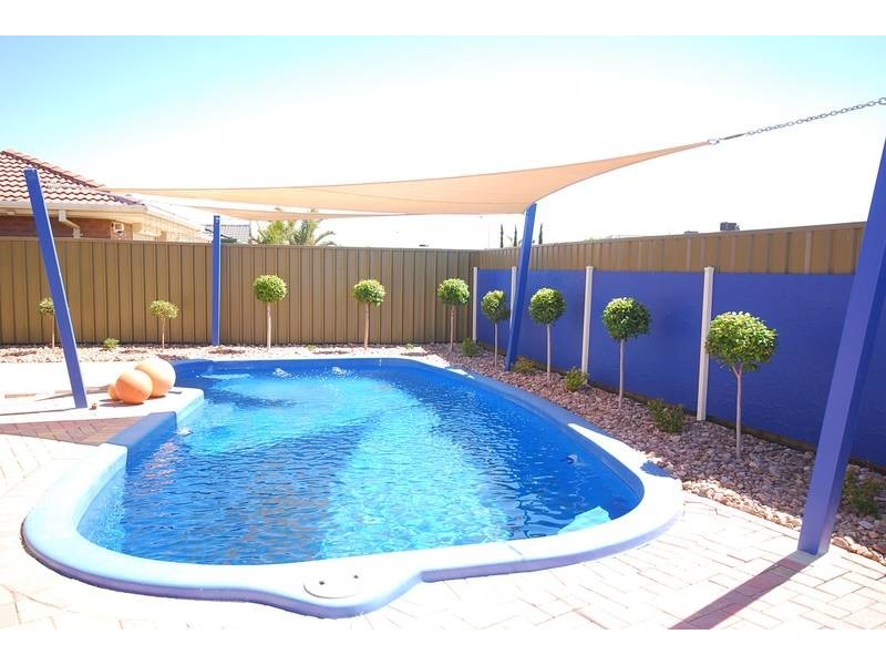 1 Columbia Street, Paralowie SA 5108