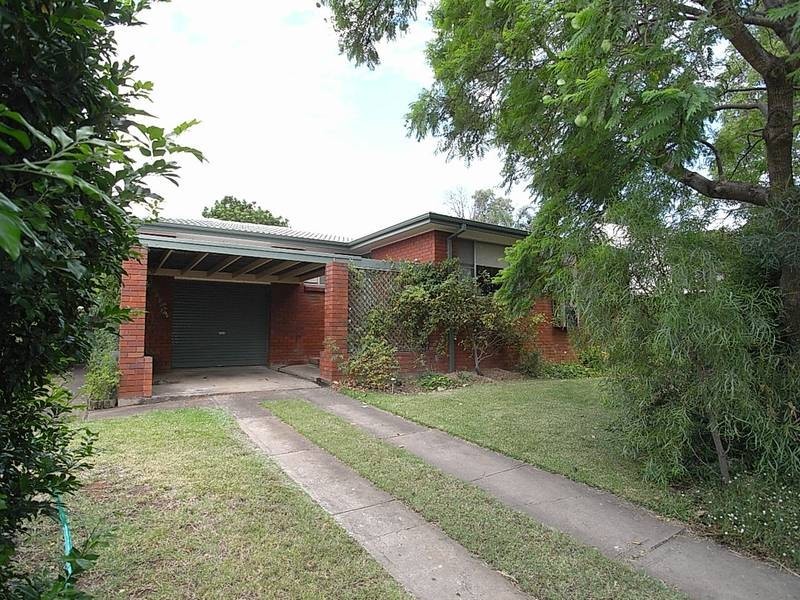 25 Barrington Street, Muswellbrook NSW 2333