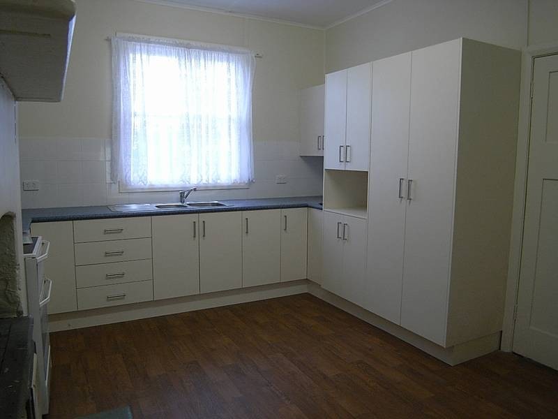 1445 New England Highway, Aberdeen NSW 2336