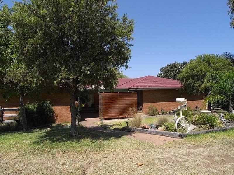 36 Ironbark Road, Muswellbrook NSW 2333