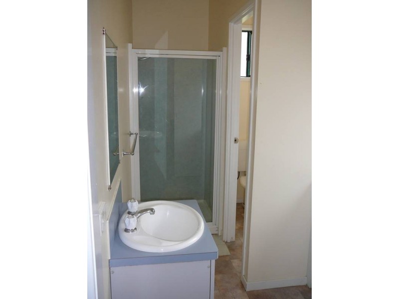 Cabin 4 Glenbawn State Park, Scone NSW 2337