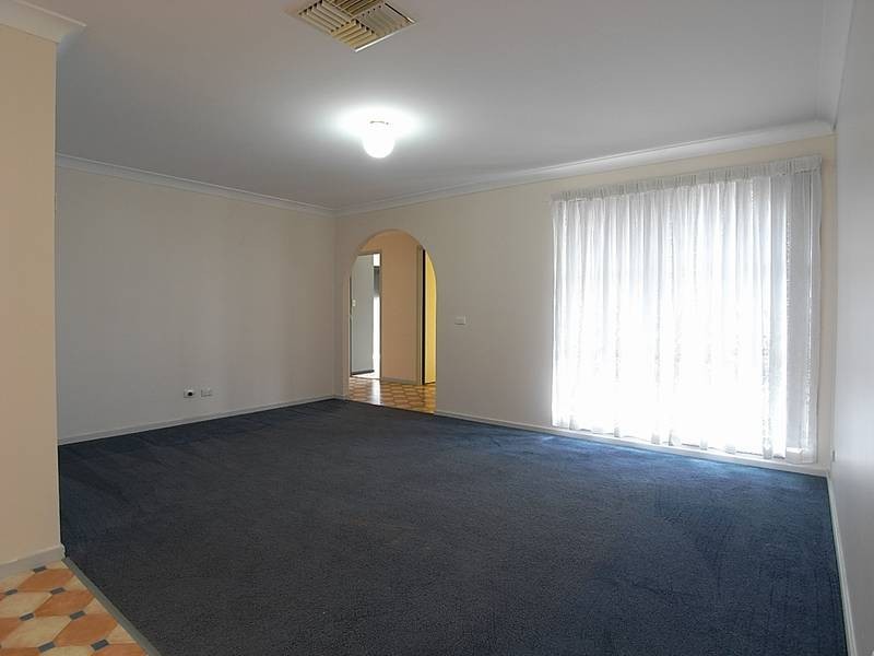 25 Calgaroo Avenue, Muswellbrook NSW 2333