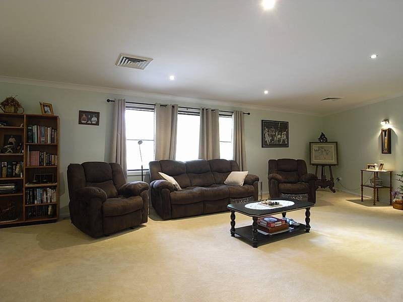 4 Midanga Avenue, Muswellbrook NSW 2333