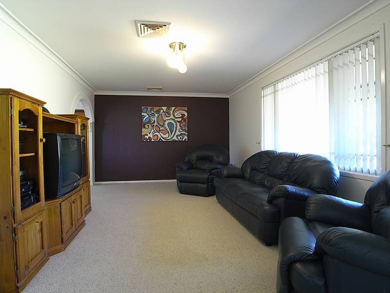 8 Bloodwood Road, Muswellbrook NSW 2333