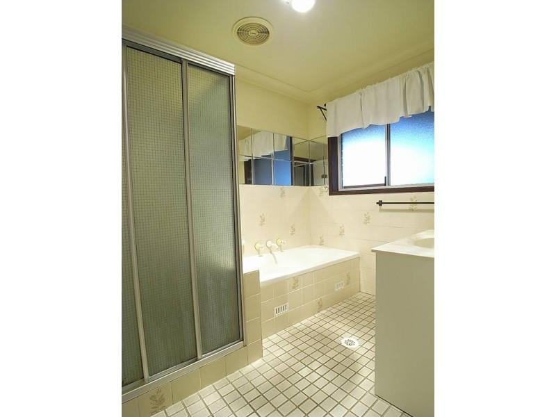 24 Peppermint Road, Muswellbrook NSW 2333
