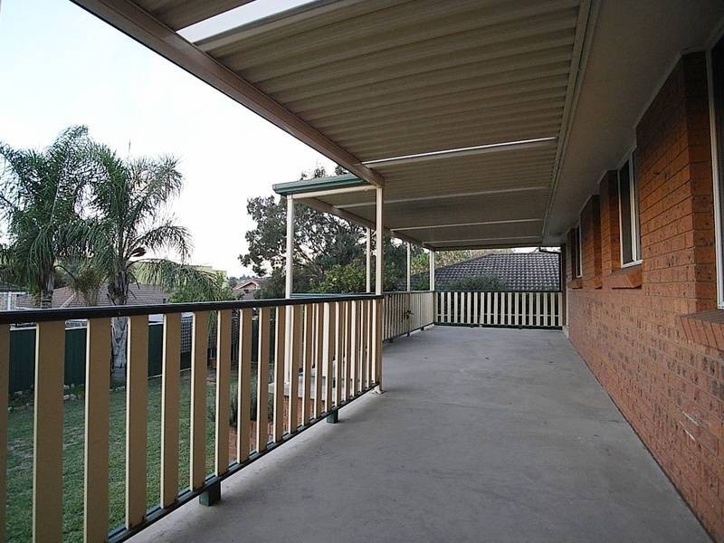 24 Peppermint Road, Muswellbrook NSW 2333