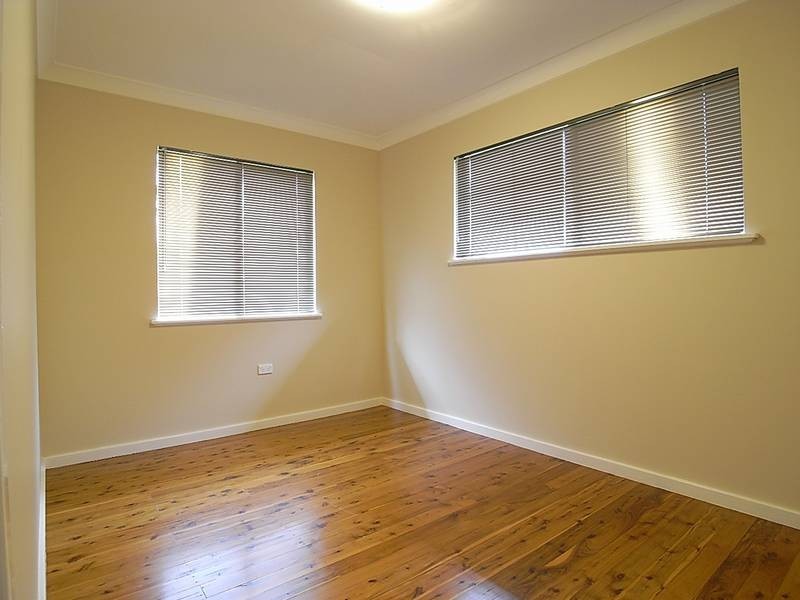 1/8 Midanga Avenue, Muswellbrook NSW 2333