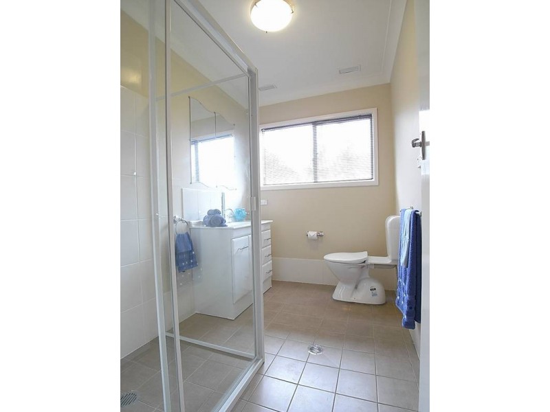 1/8 Midanga Avenue, Muswellbrook NSW 2333