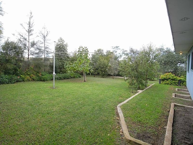 1/8 Midanga Avenue, Muswellbrook NSW 2333