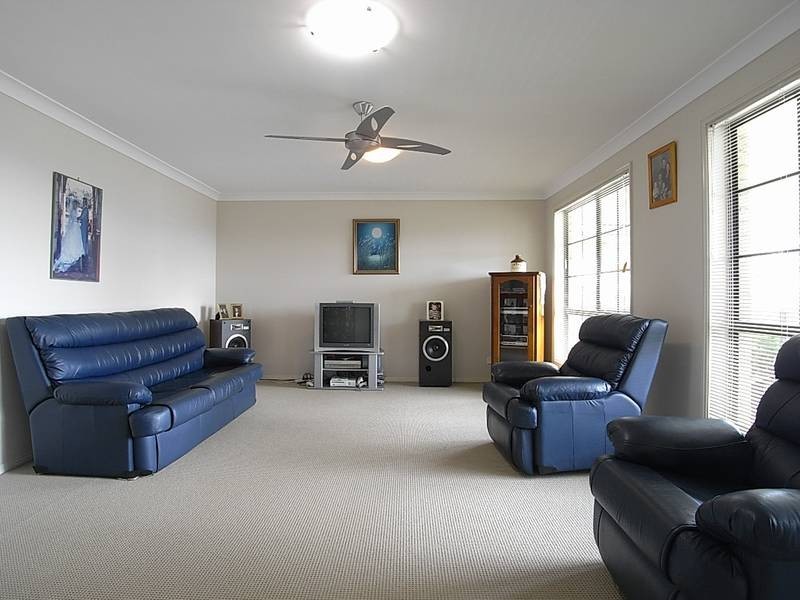27 Bloodwood Road, Muswellbrook NSW 2333