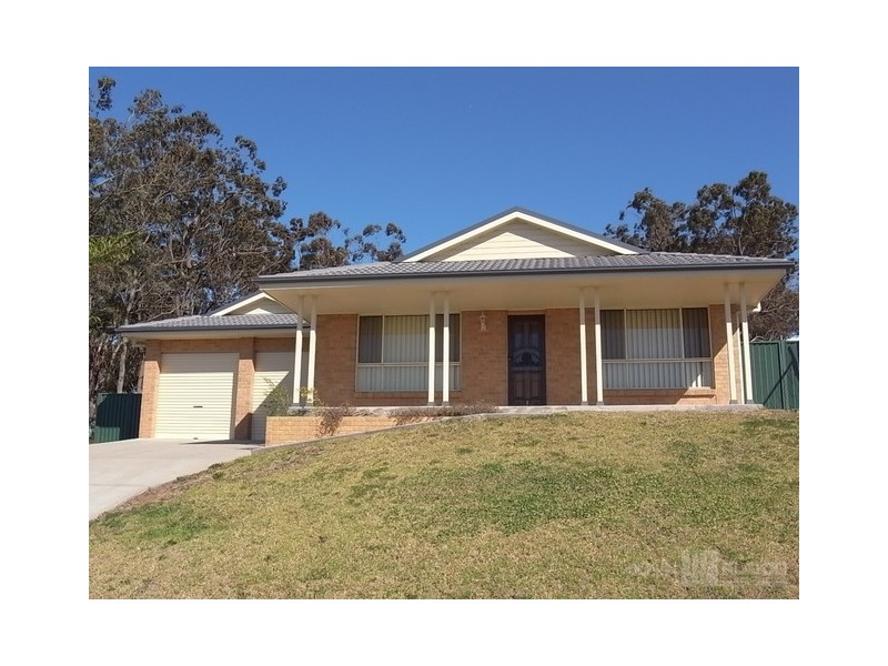 13 Bloodwood Road, Muswellbrook NSW 2333