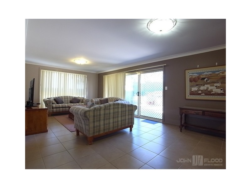 13 Bloodwood Road, Muswellbrook NSW 2333