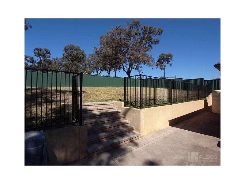 13 Bloodwood Road, Muswellbrook NSW 2333