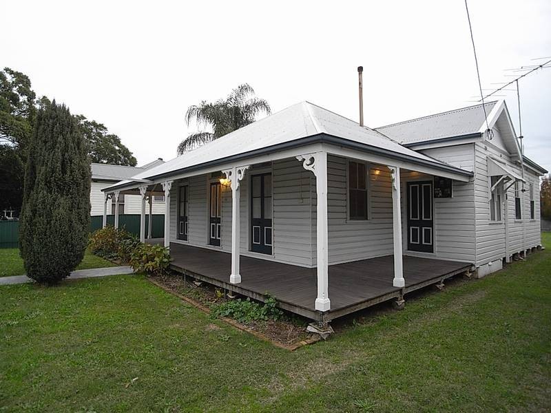 14 Cook Street, Muswellbrook NSW 2333