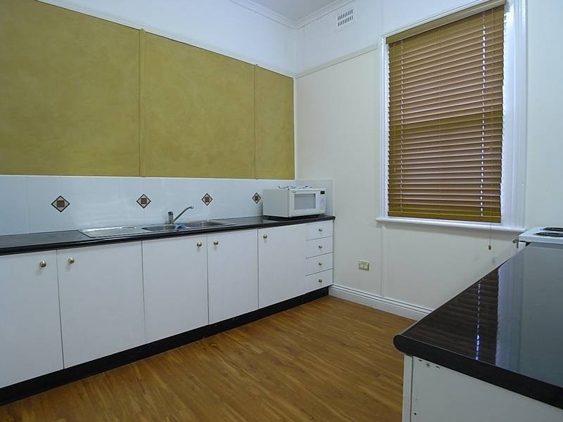14 Cook Street, Muswellbrook NSW 2333