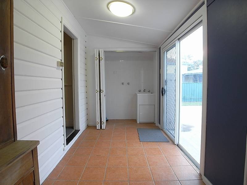 14 Cook Street, Muswellbrook NSW 2333