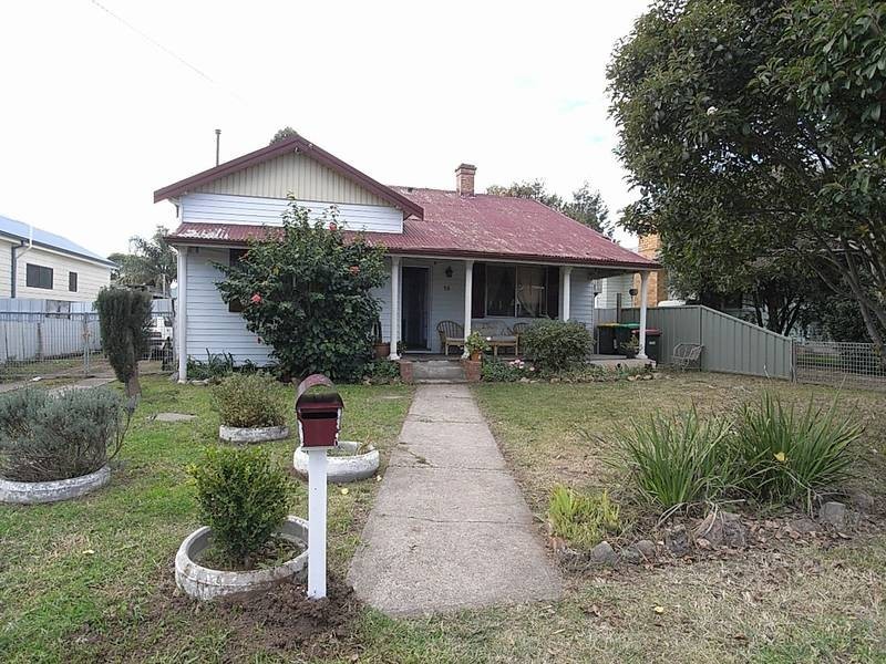 14 Barrett Street, Muswellbrook NSW 2333