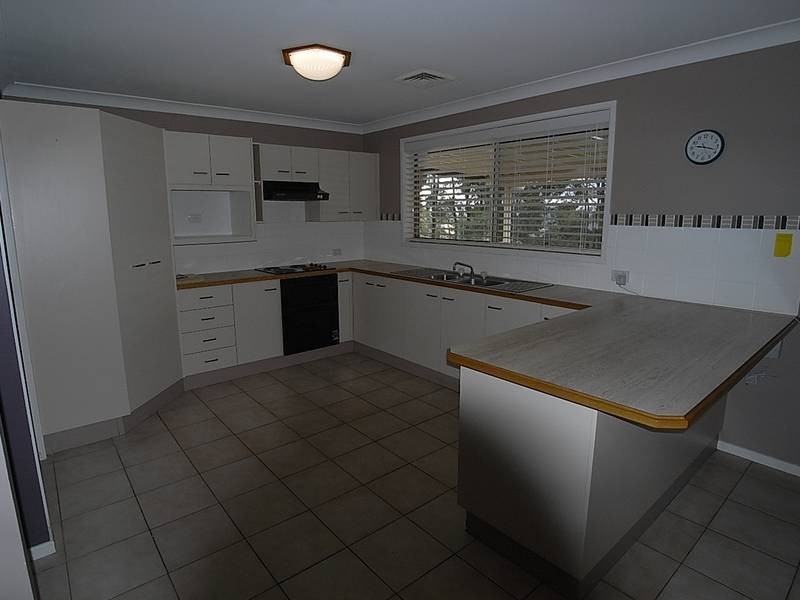 12 Hakea Drive, Muswellbrook NSW 2333