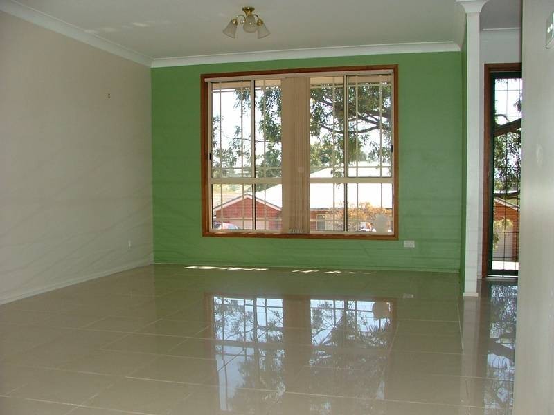 13 Peppermint Road, Muswellbrook NSW 2333