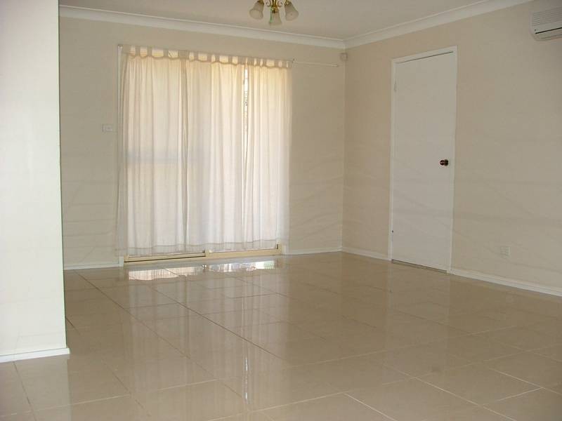 13 Peppermint Road, Muswellbrook NSW 2333