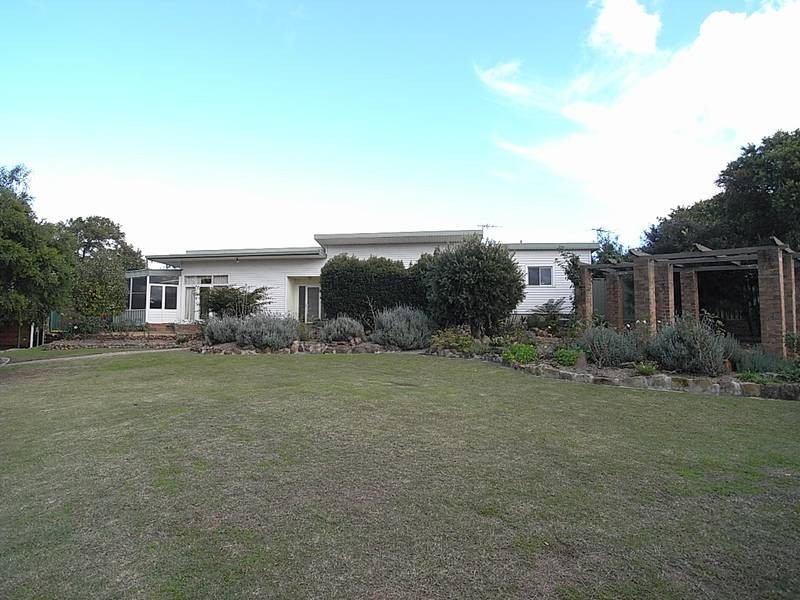 2-4 Shaw Cresent, Muswellbrook NSW 2333
