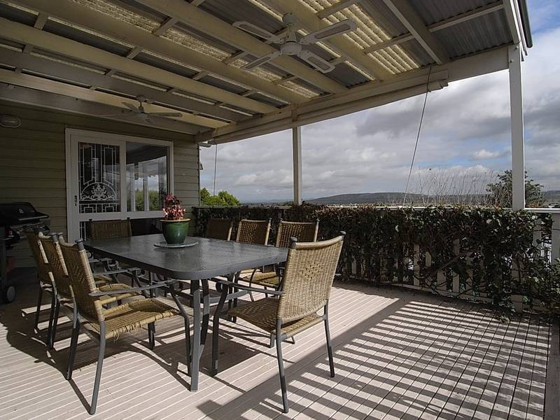 24 Flanders Avenue, Muswellbrook NSW 2333