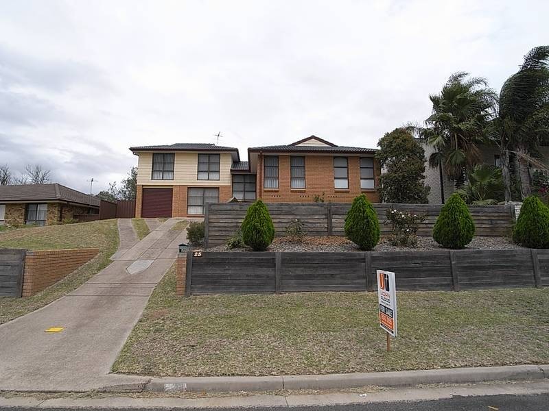 25 Calgaroo Avenue, Muswellbrook NSW 2333