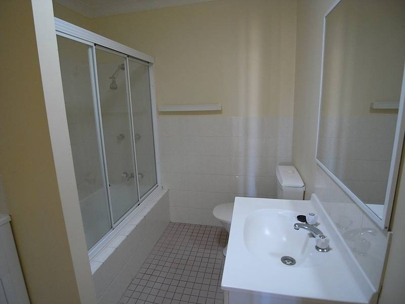 2/40 Calgaroo Avenue, Muswellbrook NSW 2333