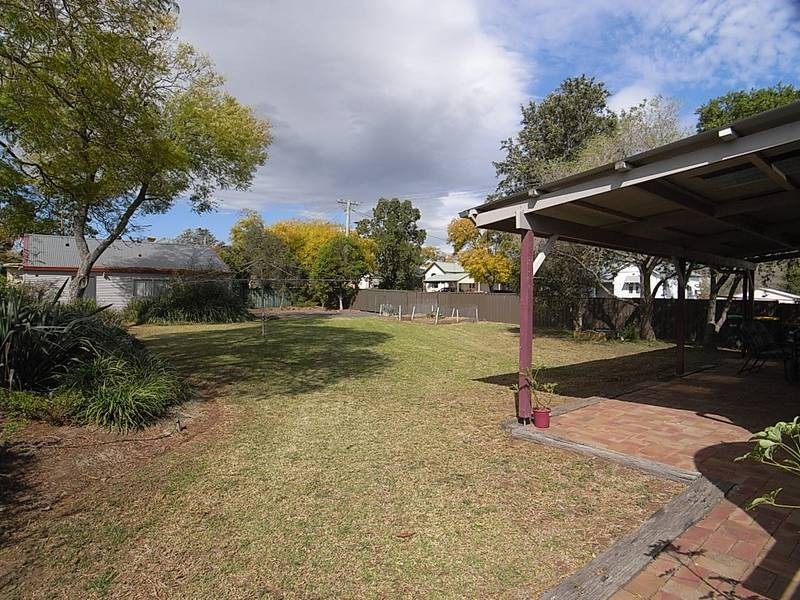 57 Sowerby Street, Muswellbrook NSW 2333