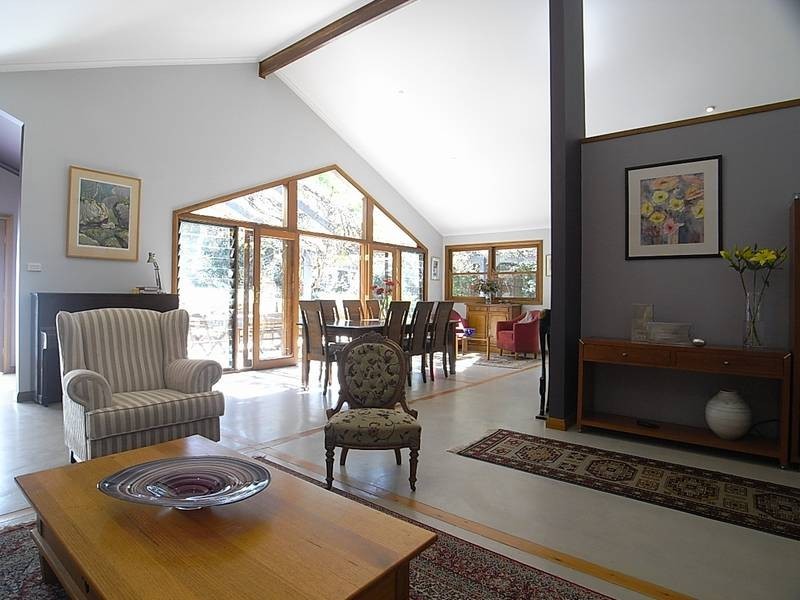 2 Hillview Avenue, Muswellbrook NSW 2333