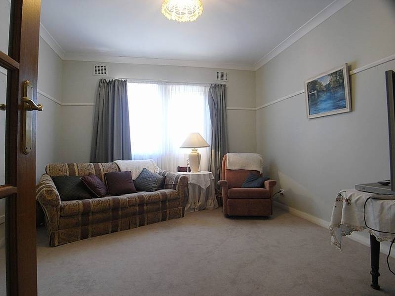 2 Hillview Avenue, Muswellbrook NSW 2333