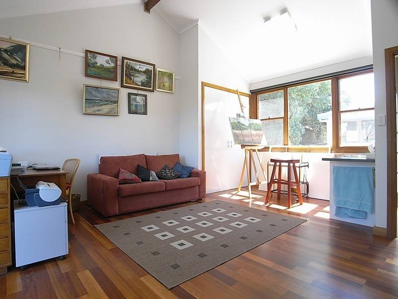 2 Hillview Avenue, Muswellbrook NSW 2333