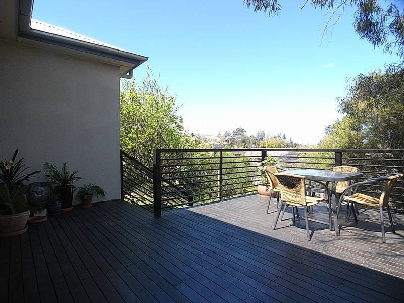 2 Hillview Avenue, Muswellbrook NSW 2333