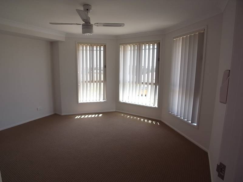 11b Lou Fisher Place, Muswellbrook NSW 2333
