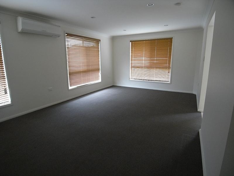 2/166 Queen Street, Muswellbrook NSW 2333