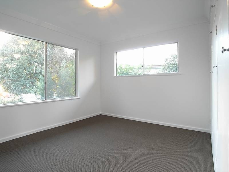 2/8 Midanga Avenue, Muswellbrook NSW 2333