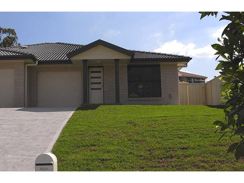 2/21 Bimbadeen Drive, Muswellbrook NSW 2333