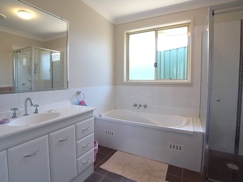 39 Bimbadeen Drive, Muswellbrook NSW 2333