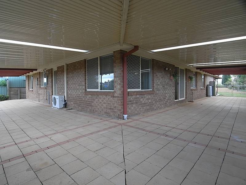 12 Fitzgerald Ave, Muswellbrook NSW 2333