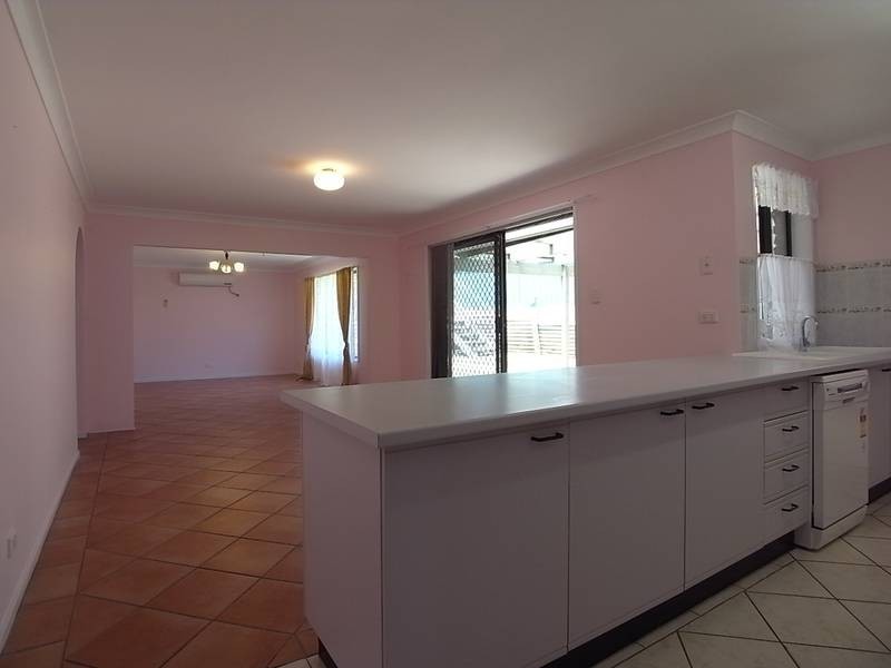11 Peppermint Road, Muswellbrook NSW 2333
