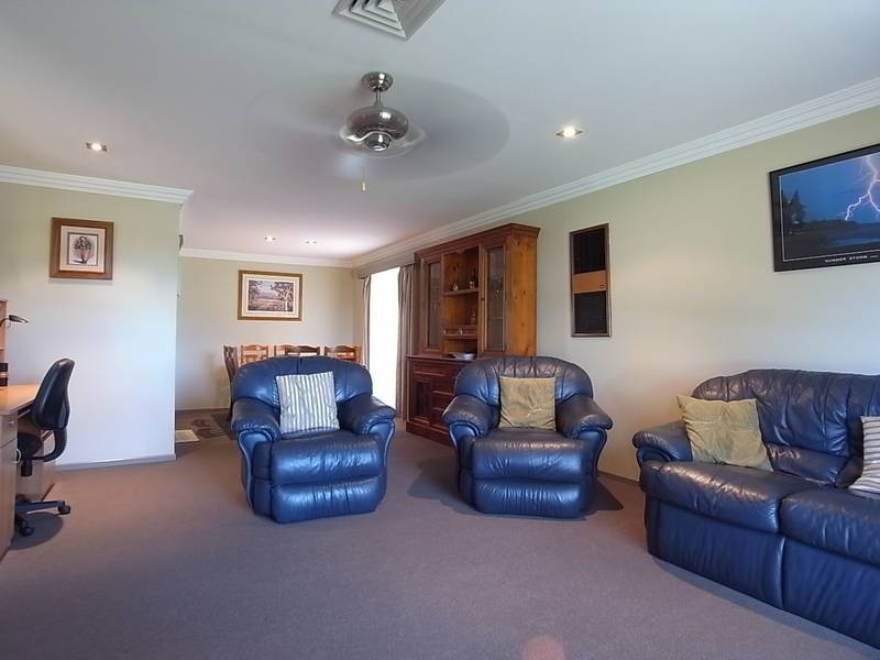 13 Shiraz Street, Muswellbrook NSW 2333