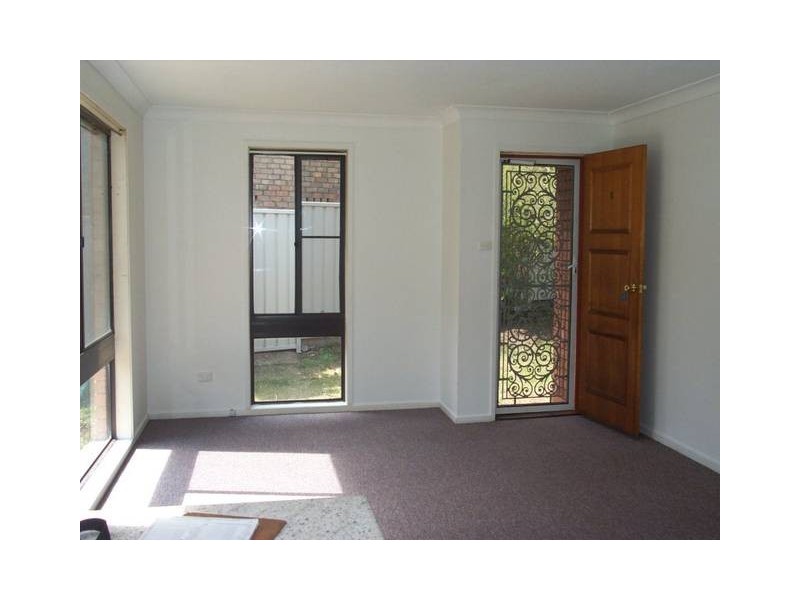 2/96 Bedford Street, Aberdeen NSW 2336