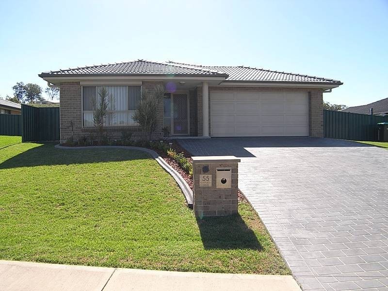55 Bimbadeen Drive, Muswellbrook NSW 2333